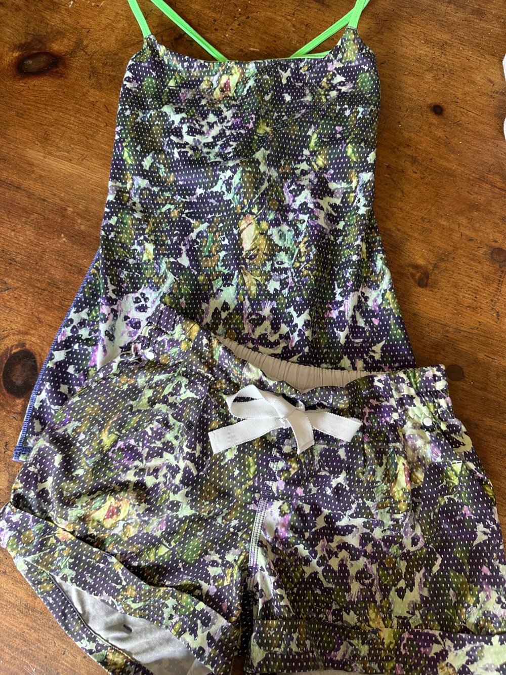 Lululemon Floral White Set
